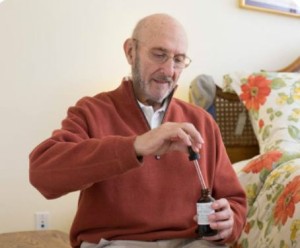 Elderly Man with Terminal Cancer Walks Out of Hospice after Treatment with Cannabis Oil